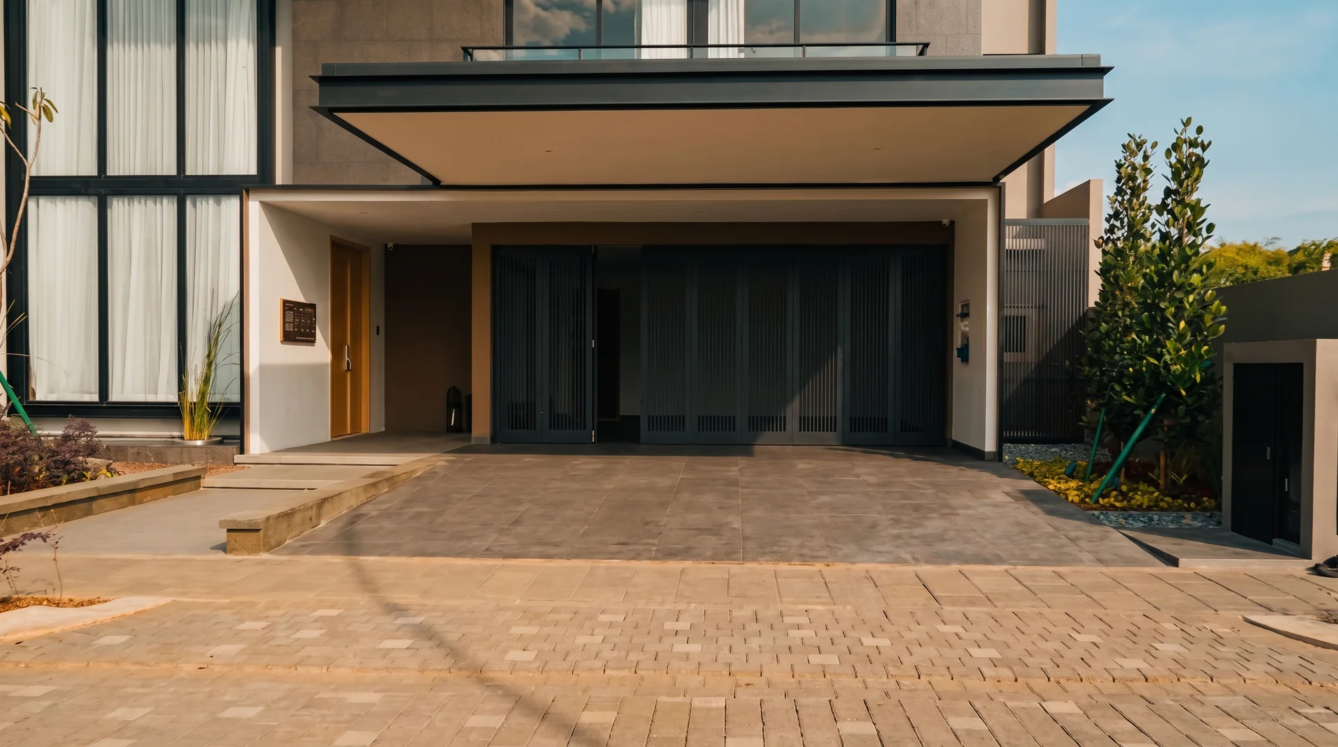 Smart Home & Solar Panel Layton NavaPark