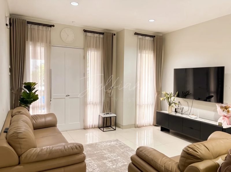 DIJUAL Rumah 2 Lantai Banjar Wijaya Cluster Malberry Semi Furnished - Foto 2