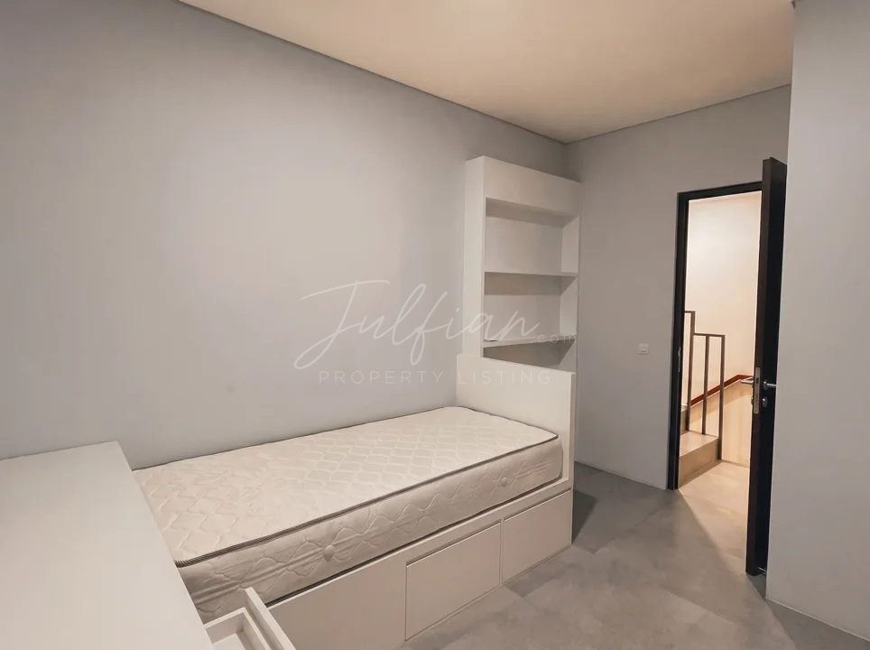 DISEWAKAN Rumah 2 Lantai Fully Furnished Myza BSD City - Foto 9