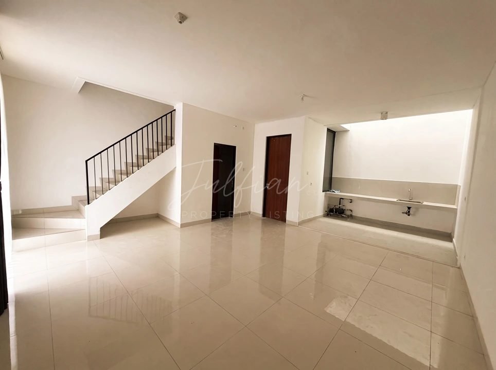 Rumah 2 Lantai Giantara Serpong City Cluster Nerin Sudah Renov - Foto 2