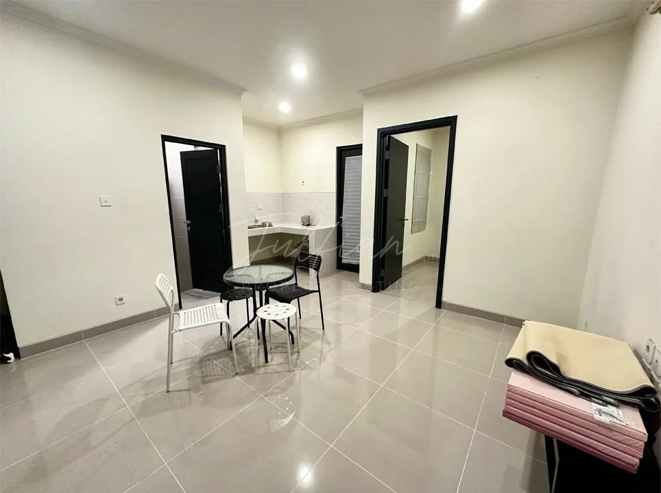Rumah 2 Lantai Cluster Baroni Symphonia Gading Serpong - Foto 2