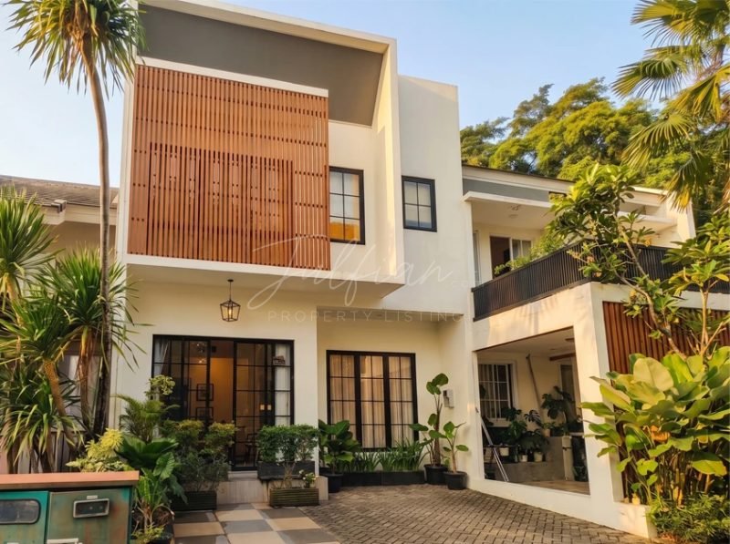 Rumah 2 Lantai Neo Catalonia BSD Siap Huni